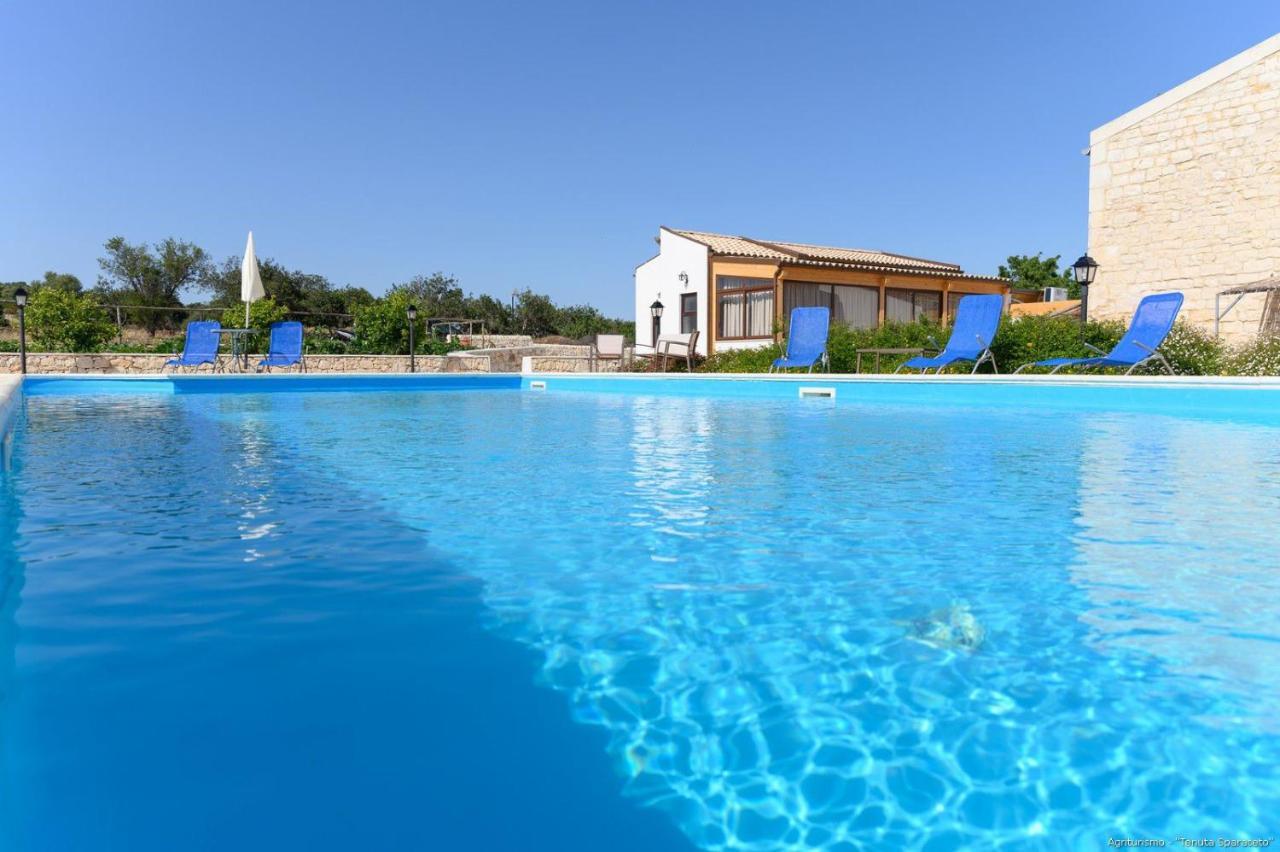 Agriturismo Tenuta Sparaceto 모디카 외부 사진