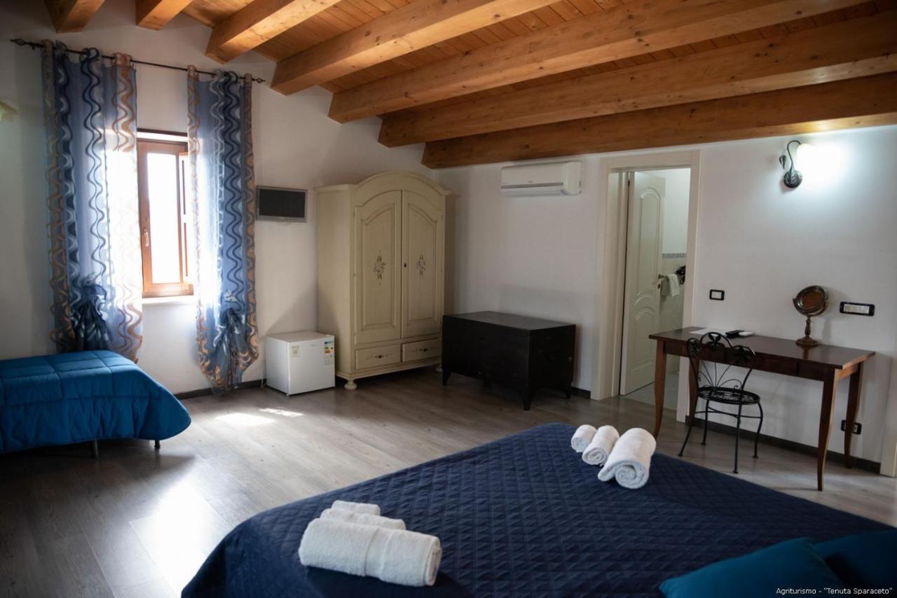 Agriturismo Tenuta Sparaceto 모디카 외부 사진